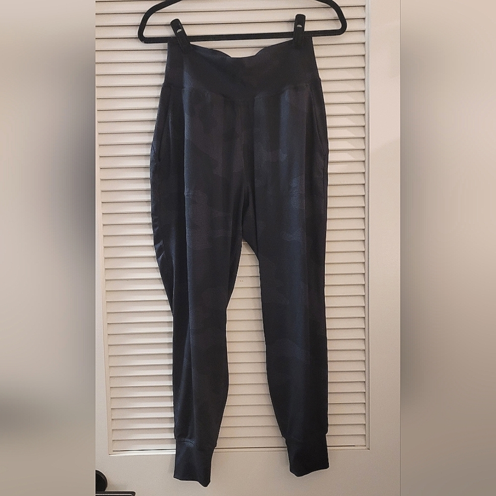 All in Motion- Black & Grey Workout Athletic Pants W Pockets